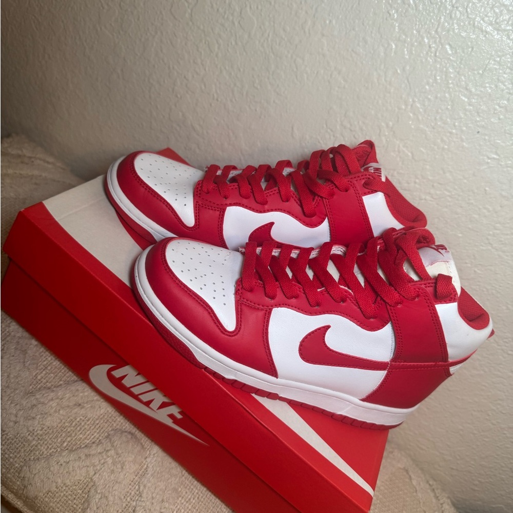 Nike Red and White High-Tops